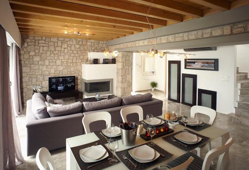 Blue Dream Luxury Villas