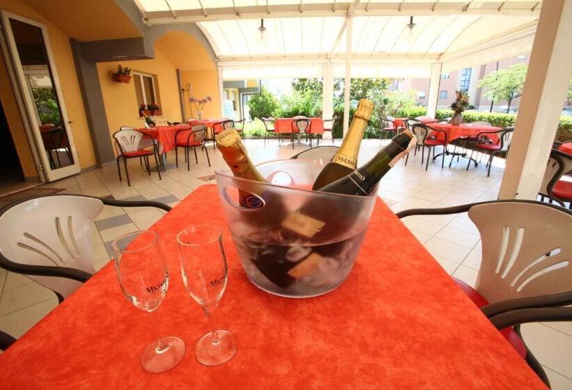 בית מלון כפרי Acquario