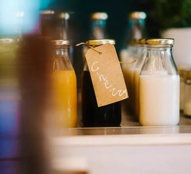 בית מלון כפרי Apollo Resort Art