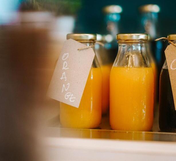 호텔 Apollo Resort Art