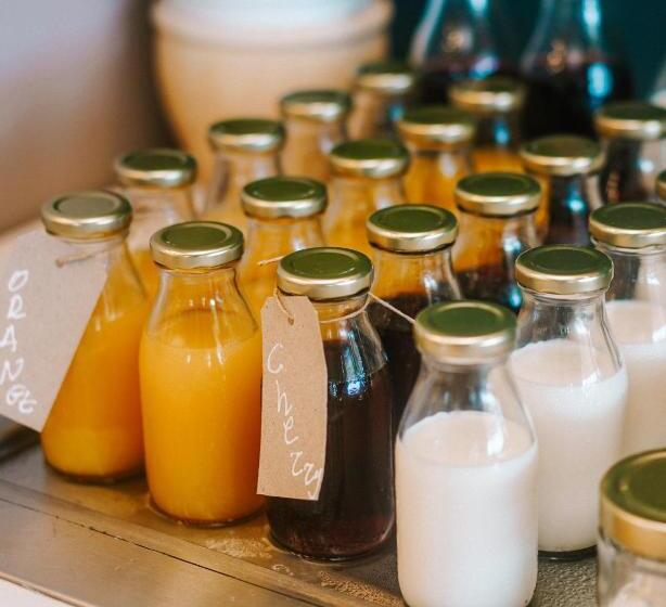 호텔 Apollo Resort Art