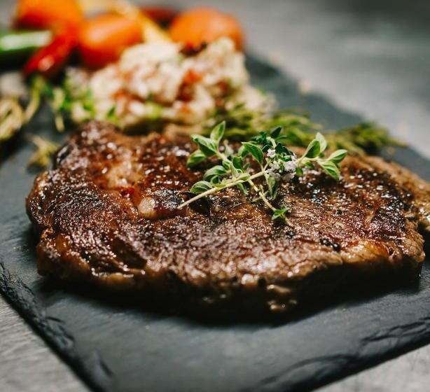 호텔 Apollo Resort Art