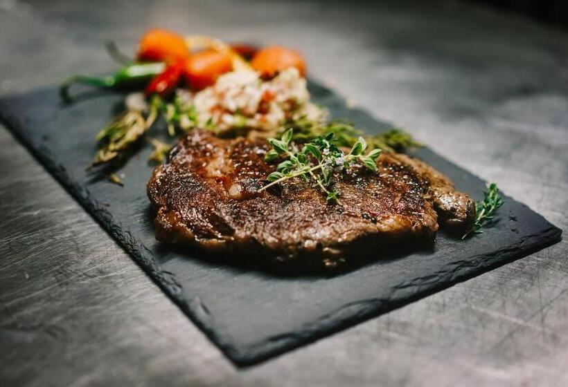 호텔 Apollo Resort Art