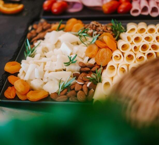 호텔 Apollo Resort Art