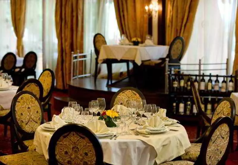 فندق Apollo Spa Resort   Ultra All Inclusive, Indoor And Outdoor Pools & Free Beach