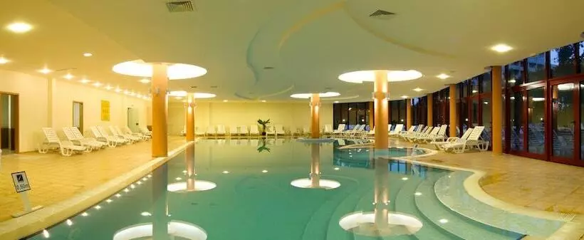 فندق Apollo Spa Resort   Ultra All Inclusive, Indoor And Outdoor Pools & Free Beach