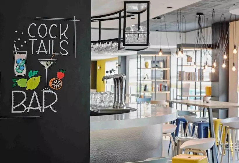 ホテル Campanile Roissy Aeroport Cdg Le Mesnil Amelot