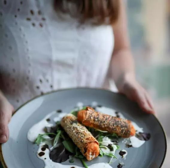 Отель & Restaurant Casolare Le Terre Rosse