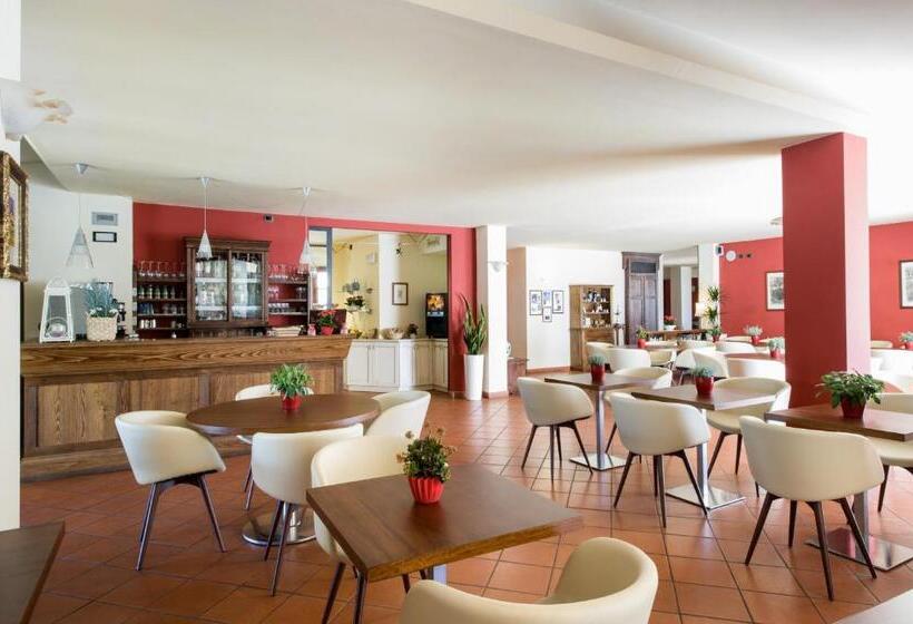 호텔 & Restaurant Casolare Le Terre Rosse