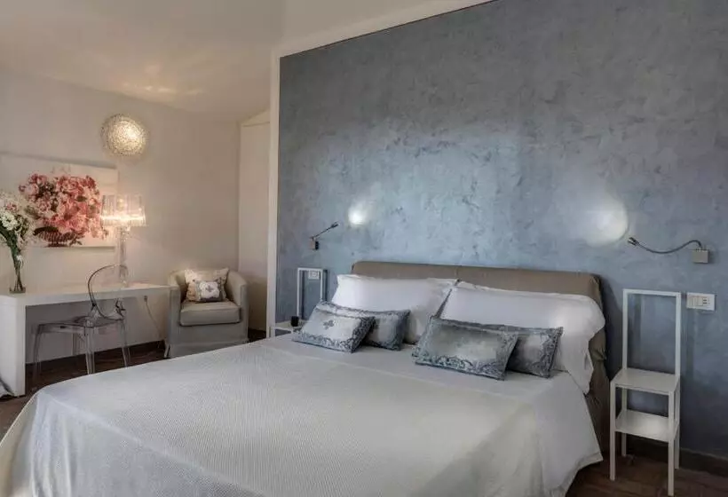 Отель & Restaurant Casolare Le Terre Rosse