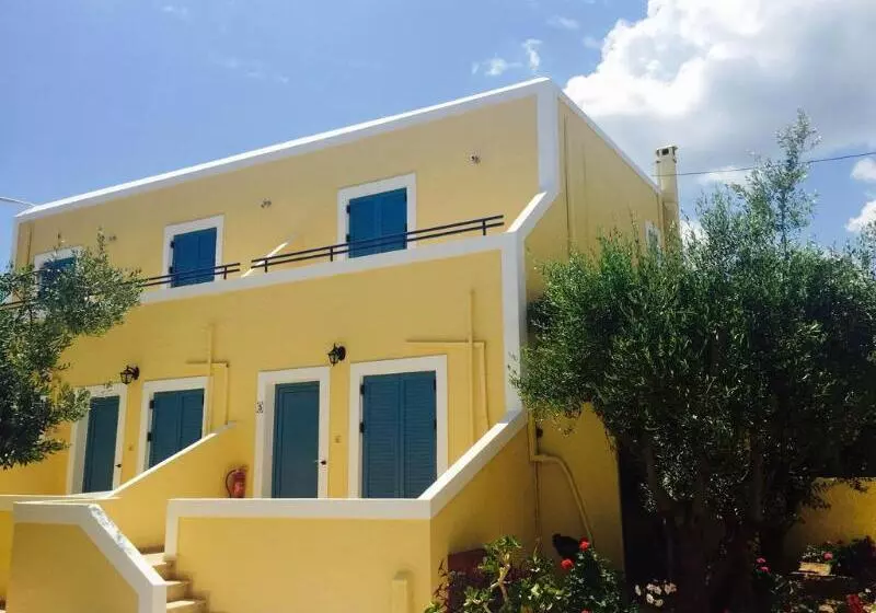 ホテル Esperides Maisonettes Apartments