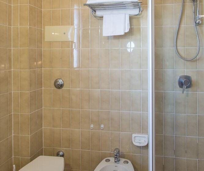 ホテル Genzianella