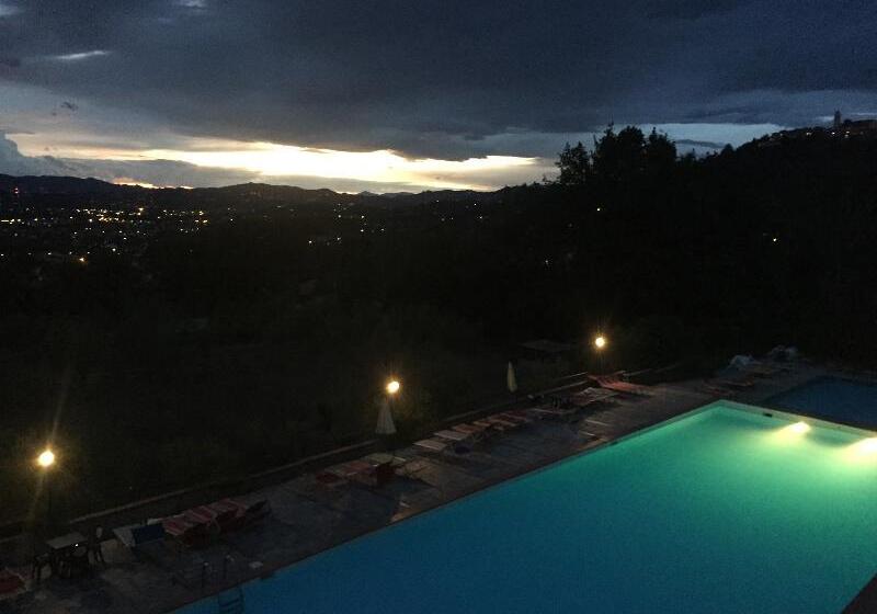 فندق Ippotur Medieval Resort