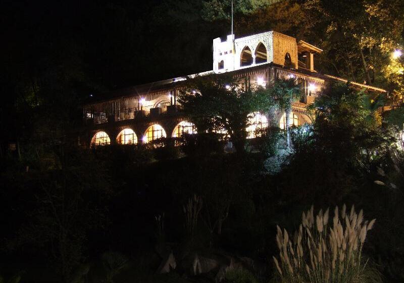 فندق Ippotur Medieval Resort