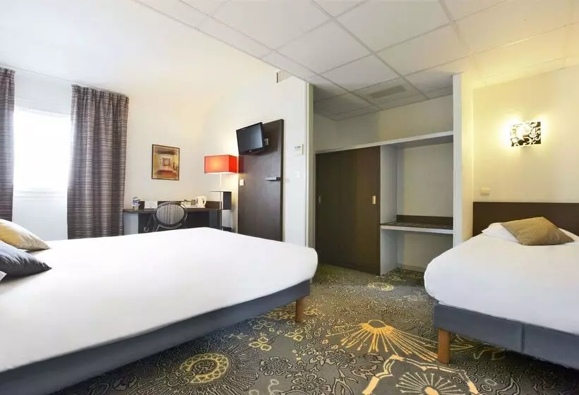 ホテル Hôtel Kyriad La Rochelle Centre Ville