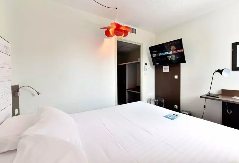 ホテル Hôtel Kyriad La Rochelle Centre Ville