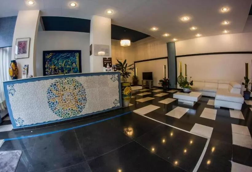 Szálloda La Piramide