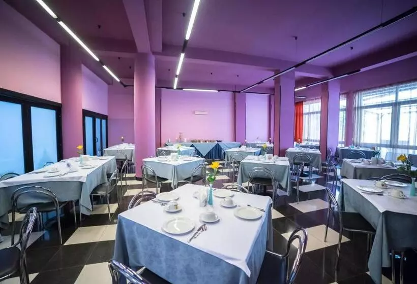 Szálloda La Piramide