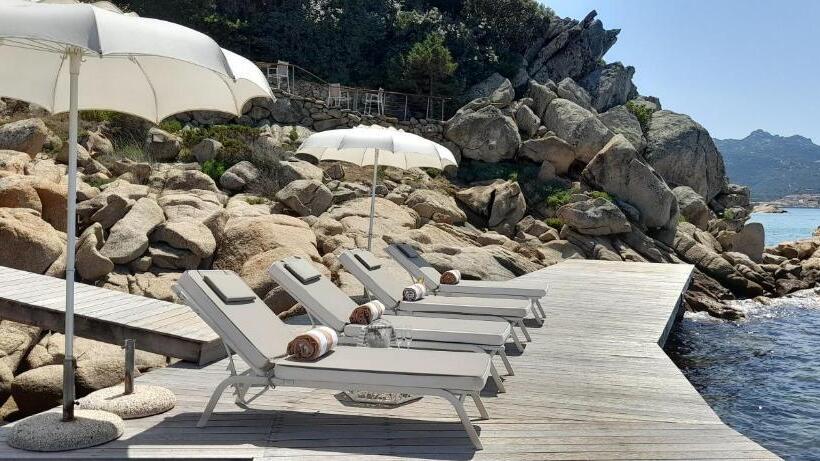 فندق L'Ea Bianca Luxury Resort