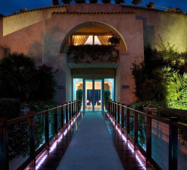 فندق L'Ea Bianca Luxury Resort