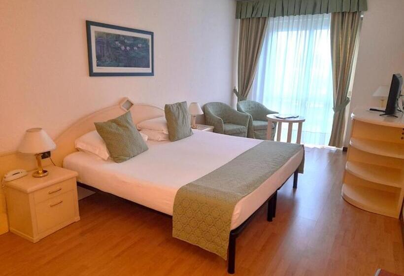 בית מלון כפרי Lido International