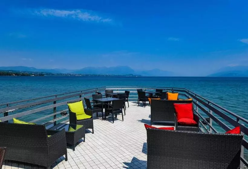 هتل Lido International