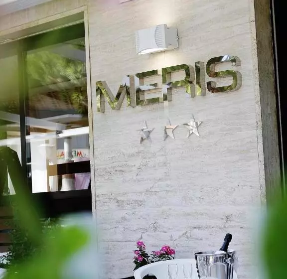 Отель Meris