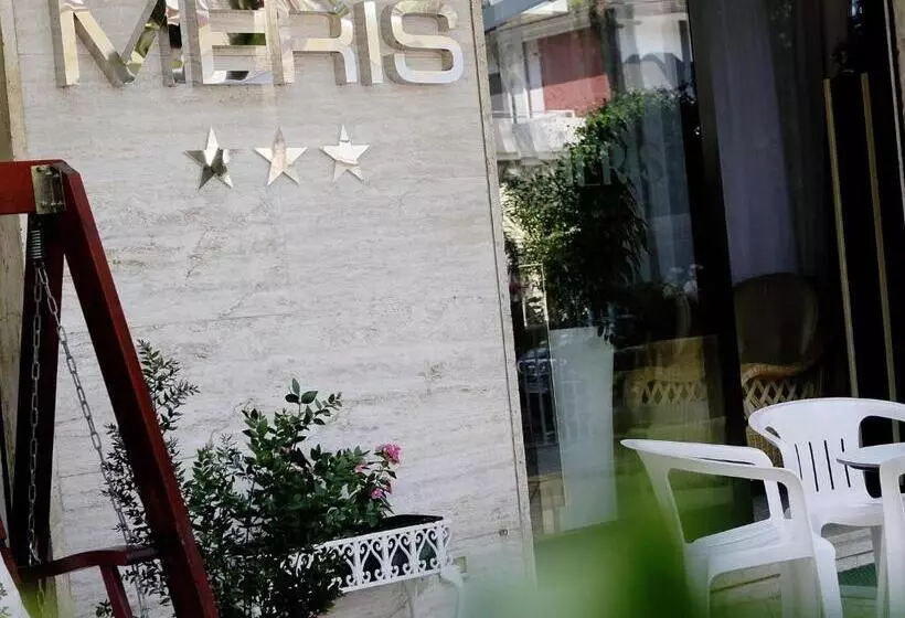 Отель Meris