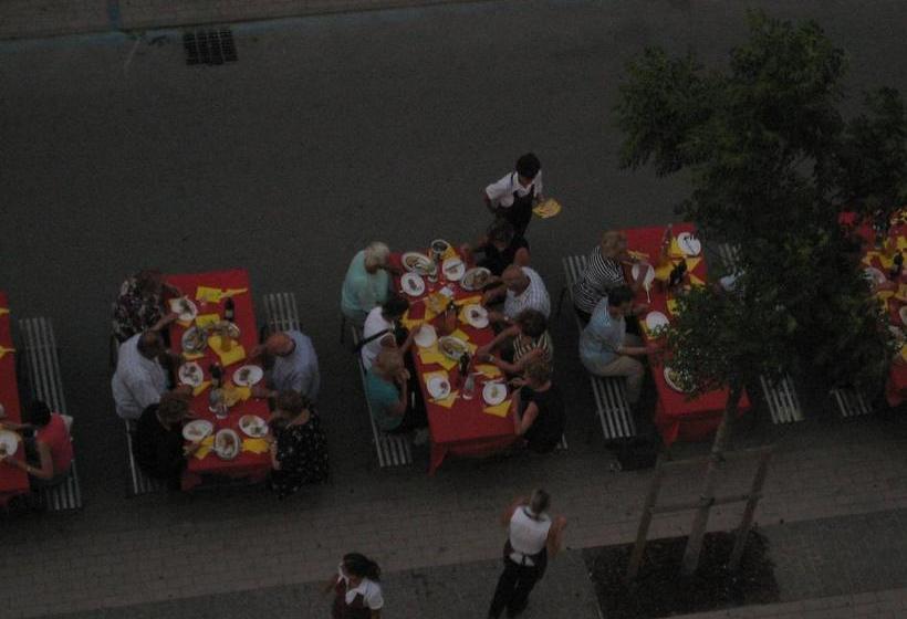 בית מלון כפרי Metropol