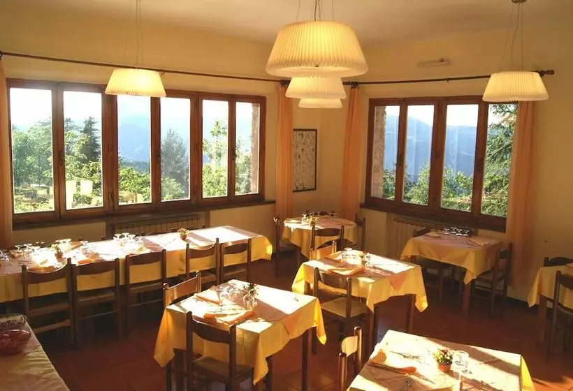 ホテル Rifugio Prategiano