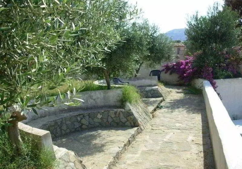 호텔 Sataru Resort