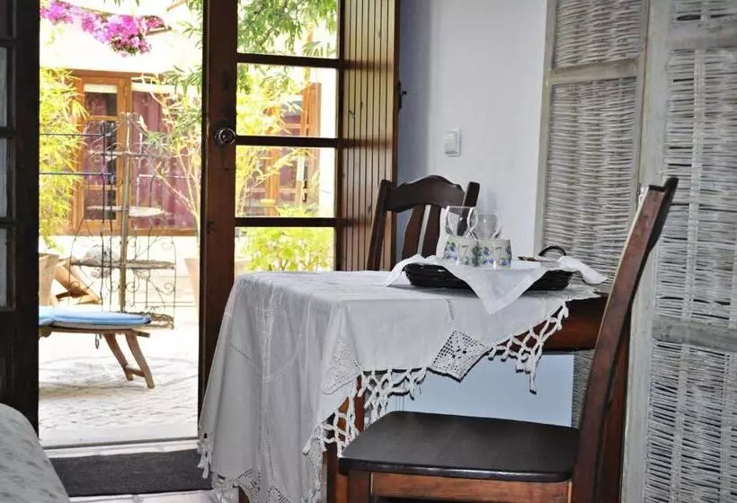 호텔 Uma Casa A Beira Sol