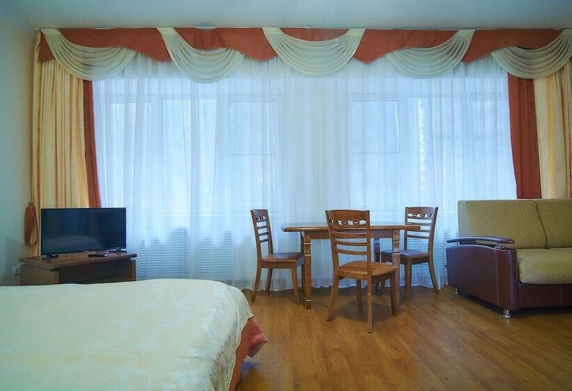 בית מלון כפרי Sanatoriy Rodnik