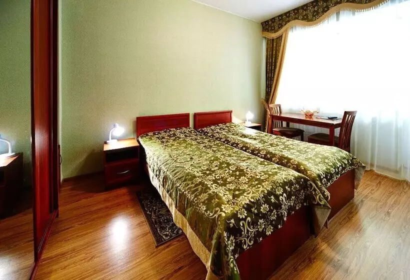 Hotelli Sanatoriy Rodnik