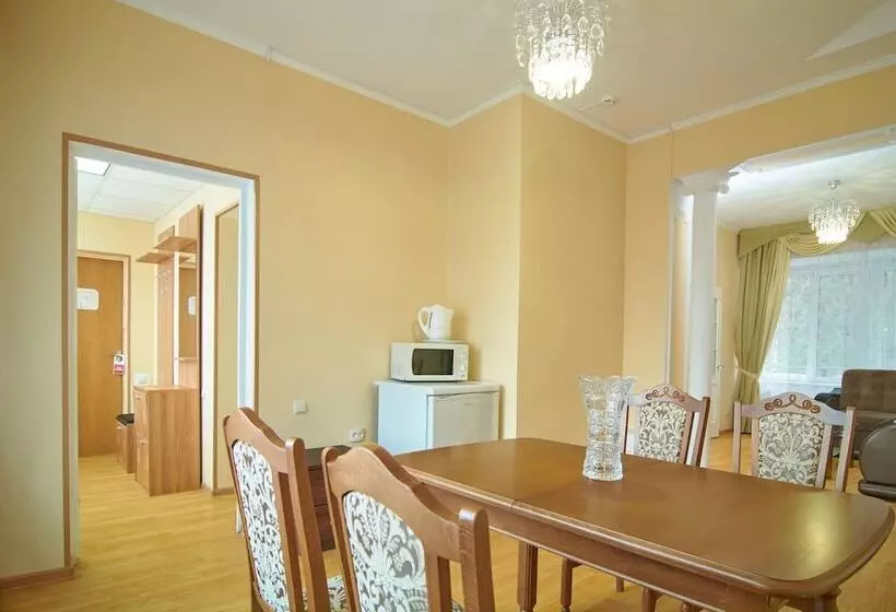 Hotelli Sanatoriy Rodnik