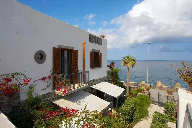 Acquacalda Hotel Residence