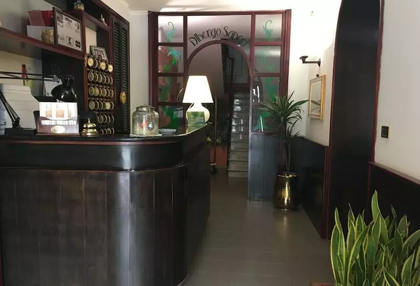 ホテル Albergo Sapori