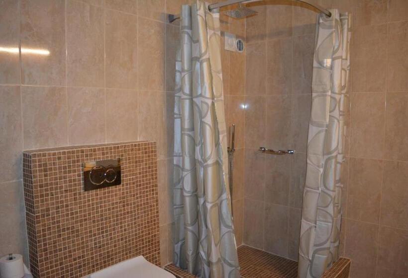 هتل Anemomilos Suites