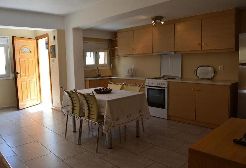 هتل Anemomilos Suites