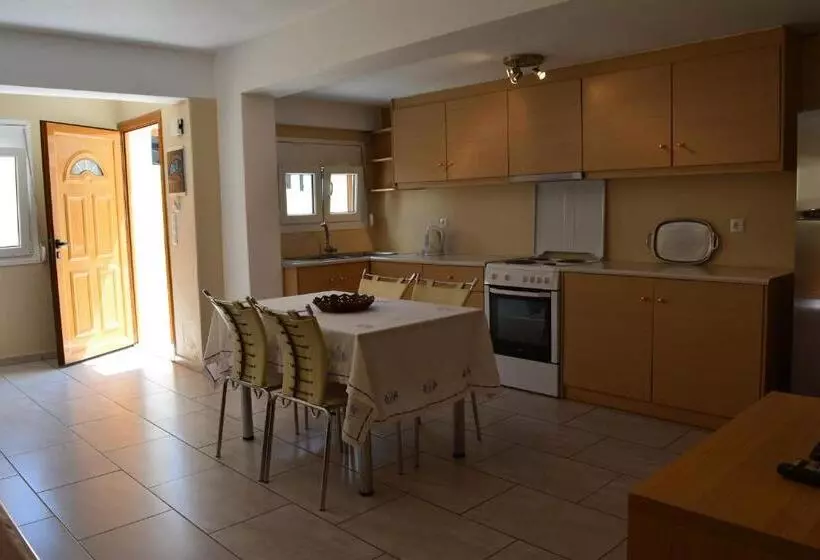 호텔 Anemomilos Suites