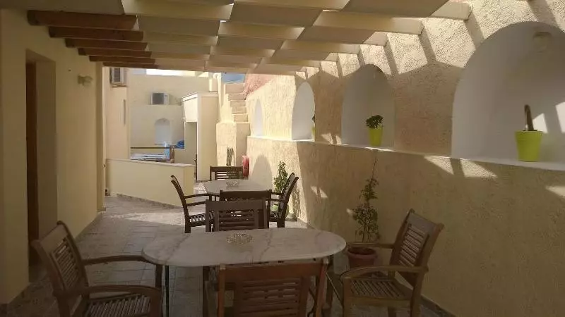 هتل Anemomilos Suites
