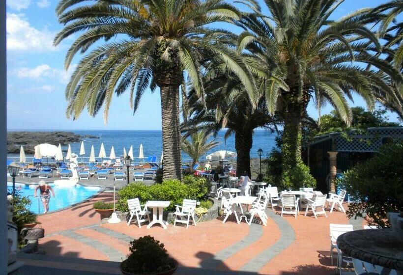 فندق Arathena Rocks