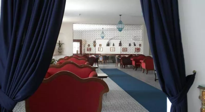 Отель Arathena Rocks