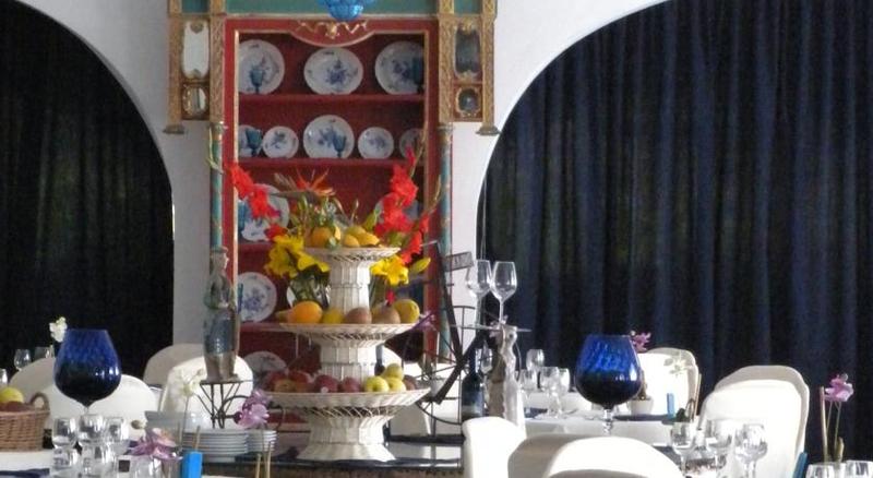 فندق Arathena Rocks