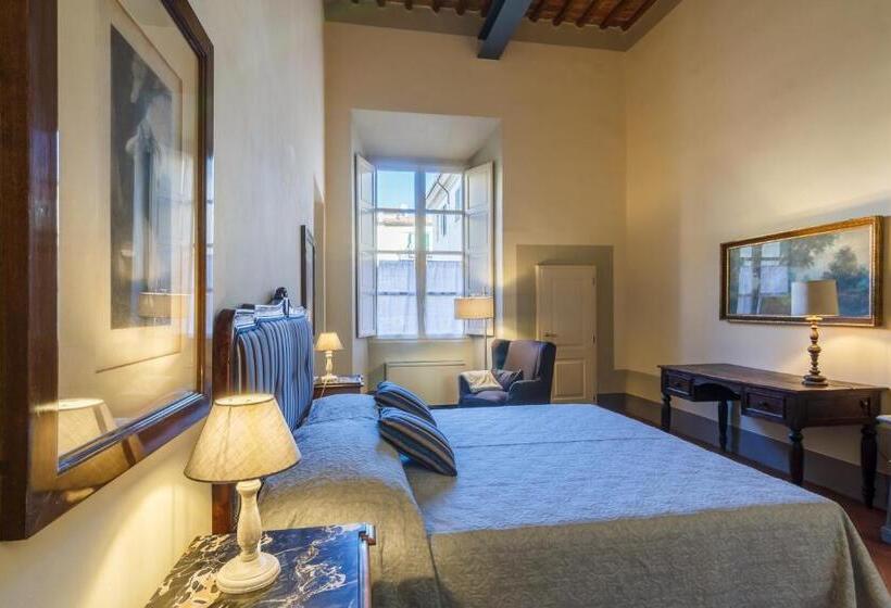 Otel Dimora Storica Palazzo Puccini