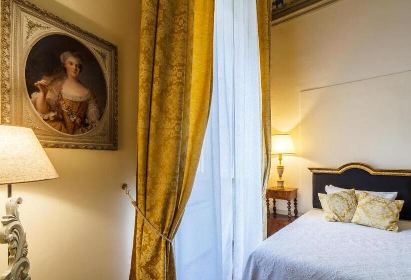 Otel Dimora Storica Palazzo Puccini