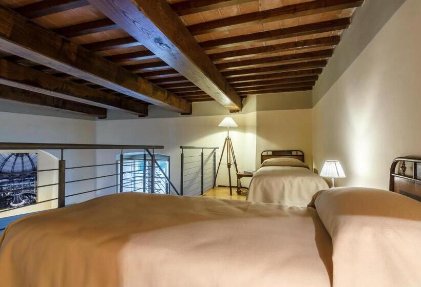 Otel Dimora Storica Palazzo Puccini