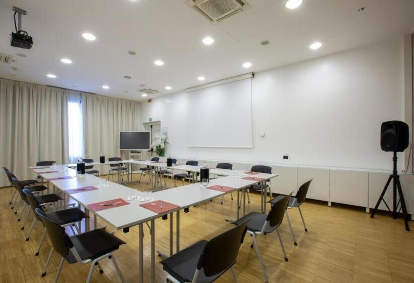 Euro Hotel Residence