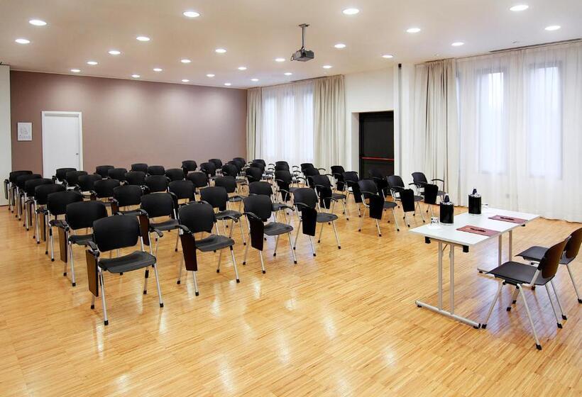 Euro Hotel Residence