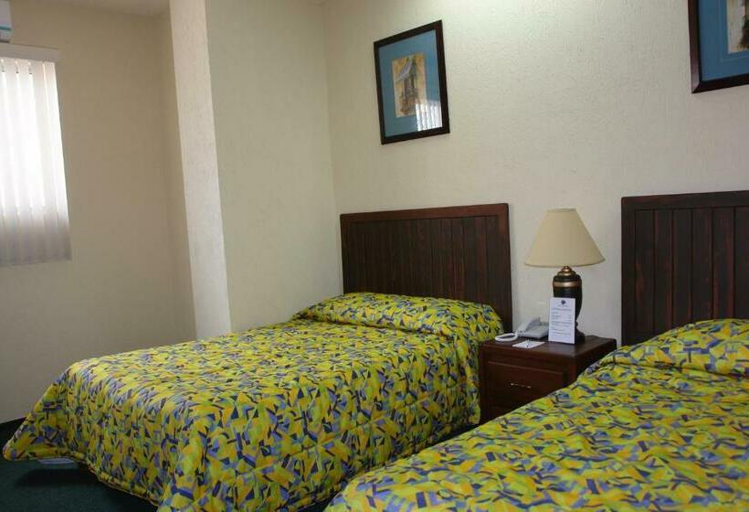 فندق Fiesta Versalles